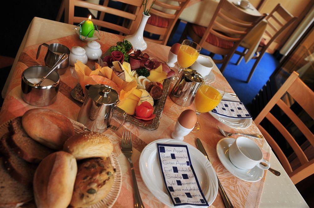 Hotel Am Tierpark Gotha Restaurant photo