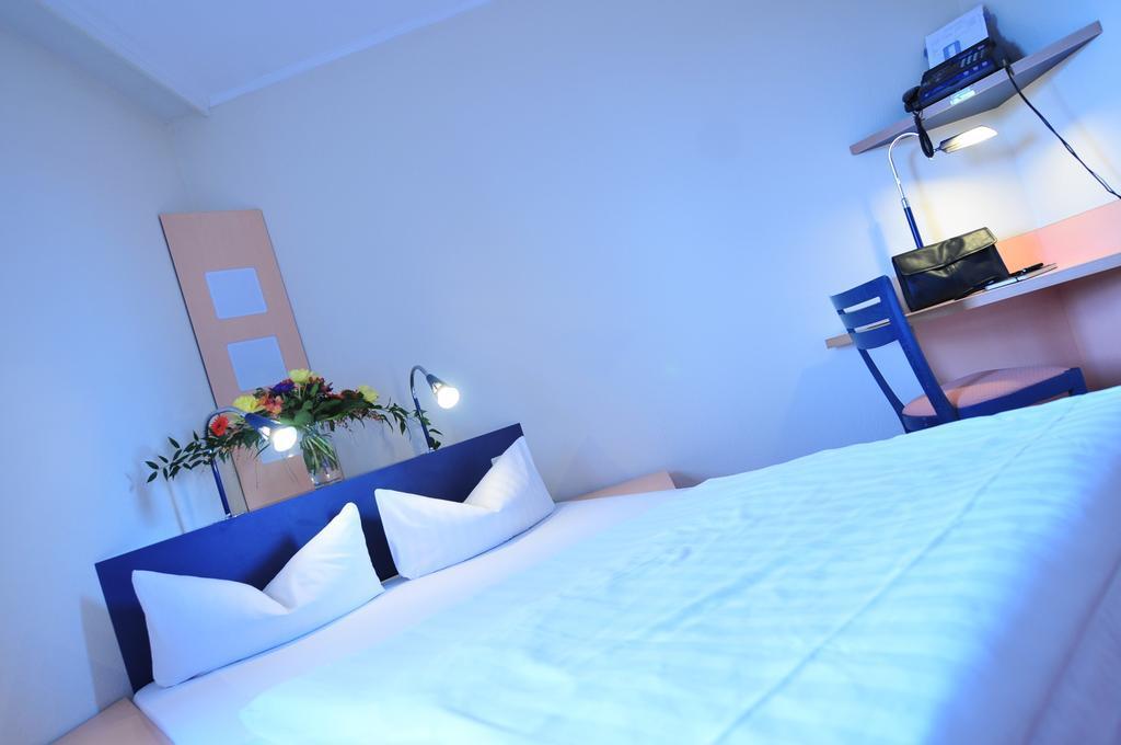 Hotel Am Tierpark Gotha Exterior photo