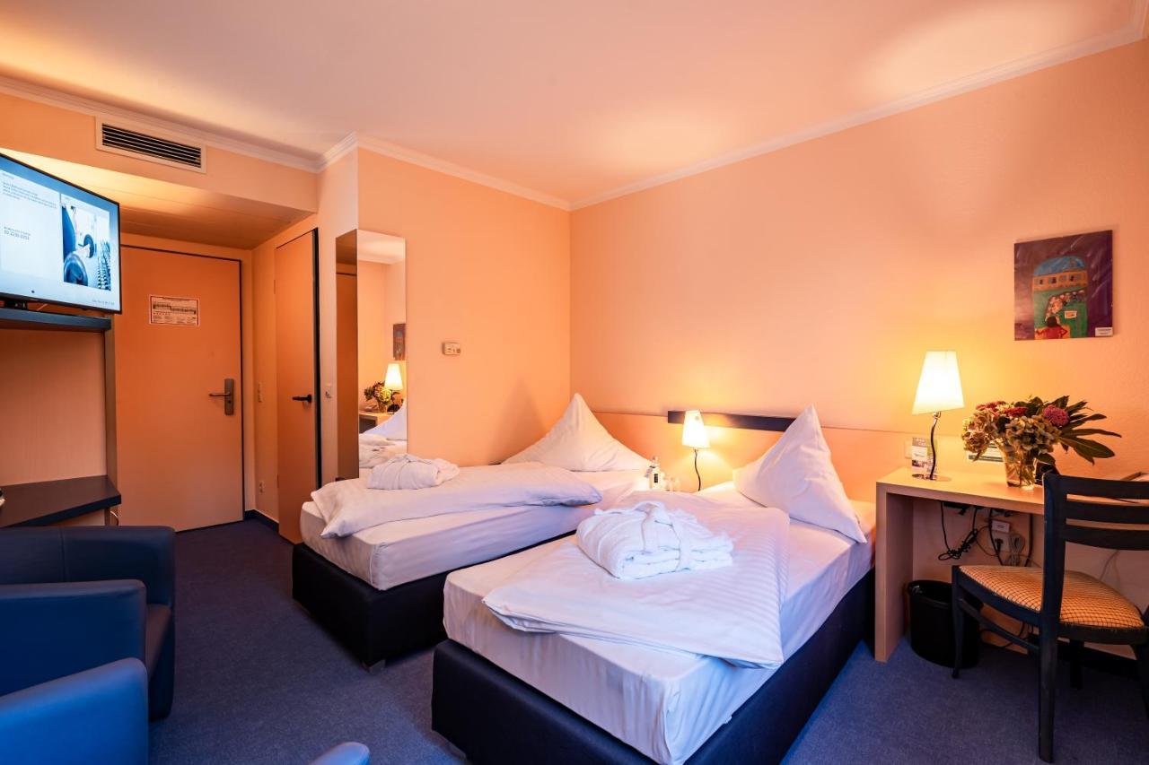 Hotel Am Tierpark Gotha Exterior photo